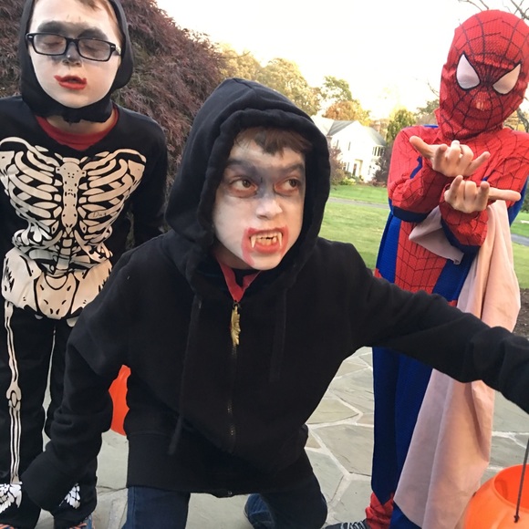 Meet your Posher, Michele - Picture 5 of 6